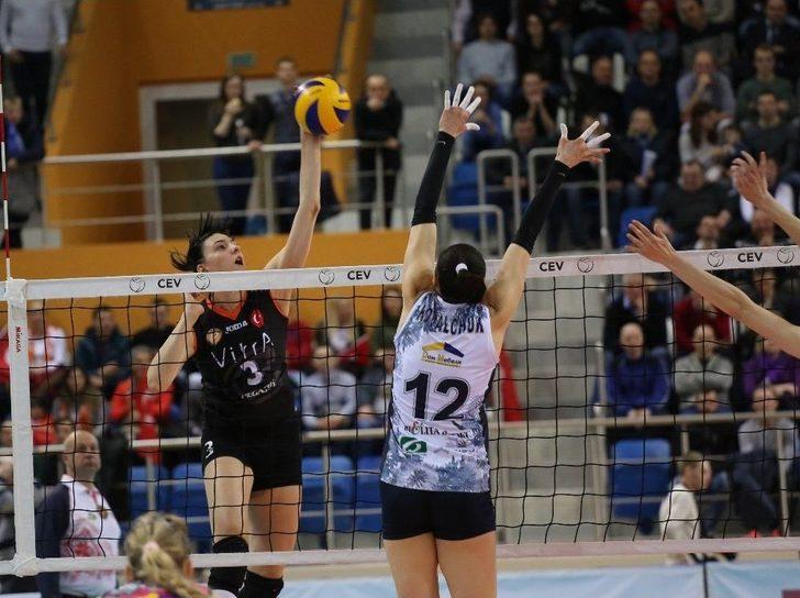 Eczacıbaşı Vitra, Şampiyonluk İçin Avantajı Kaptı G1