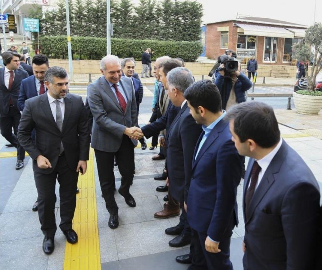 İbb Başkanı Mevl&uuml;t Uysal&rsquo;dan Sultanbeyli Belediyesi&rsquo;ne Ziyaret