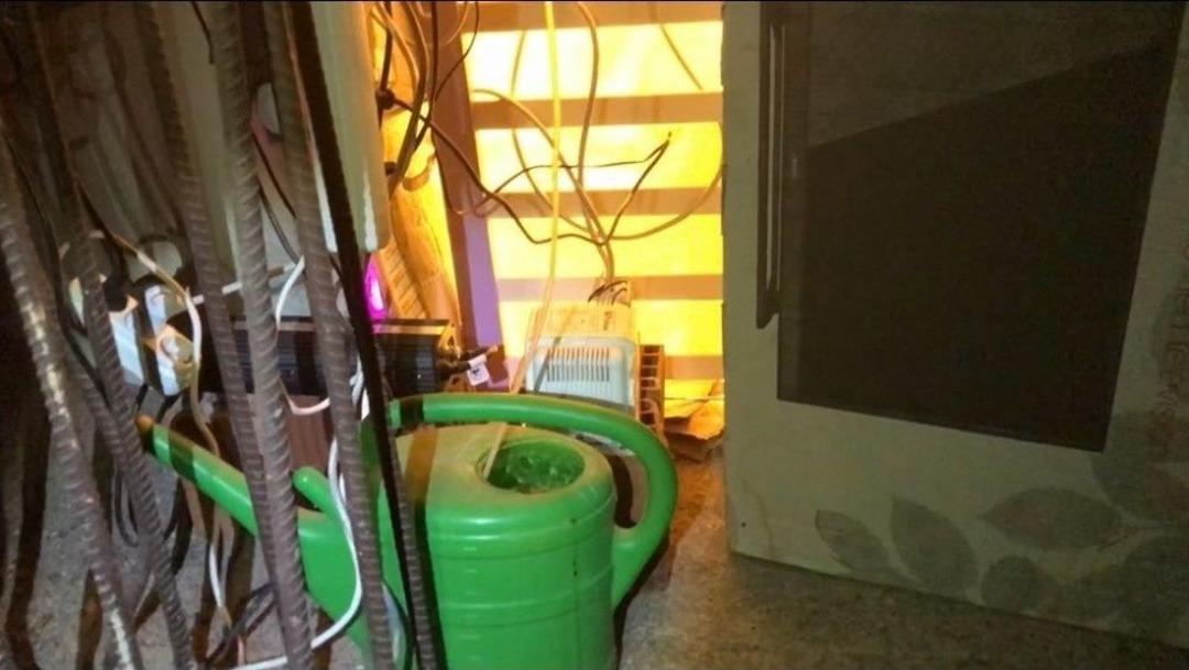 Uyuşturucu Yetiştirmek İ&ccedil;in Evine Sera Kurdu