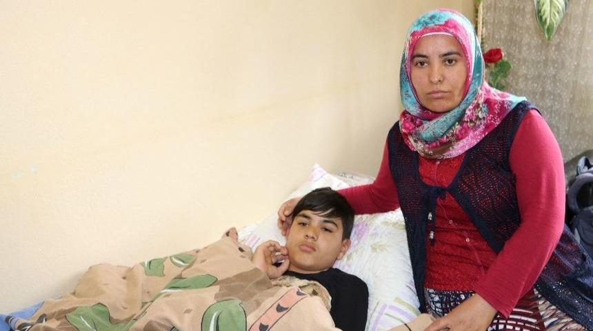 Yusuf&rsquo;a Yemek Borusu Nakli İ&ccedil;in &Ccedil;ok Acil 10 Bin Lira Gerekiyor