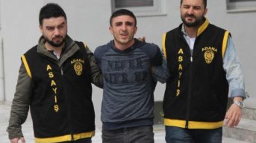 Hırsız A&ccedil;amadığı Kapıyı Ev Sahibine A&ccedil;tırdı