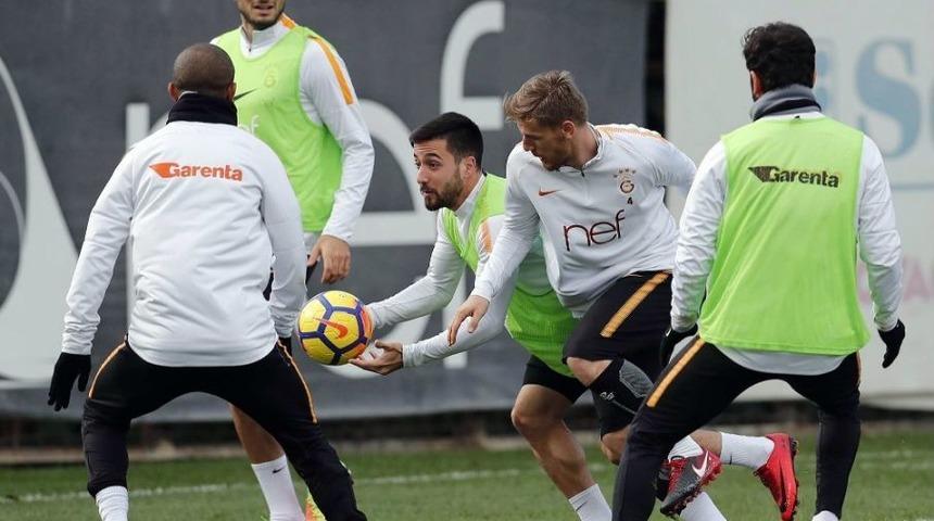 Galatasaray, T.m. Akhisarspor Maçı Hazırlıklarını Sürdürüyor