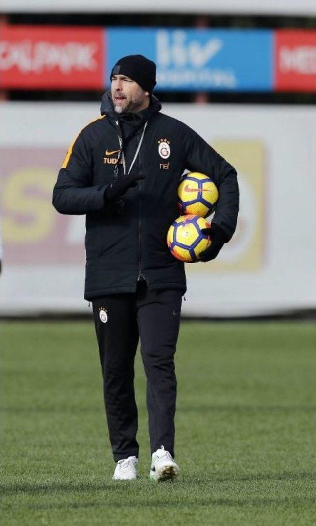 Galatasaray, T.m. Akhisarspor Maçı Hazırlıklarını Sürdürüyor