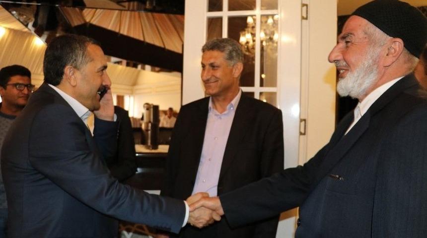 Arvas Ailesi İftarda Bir Araya Geldi