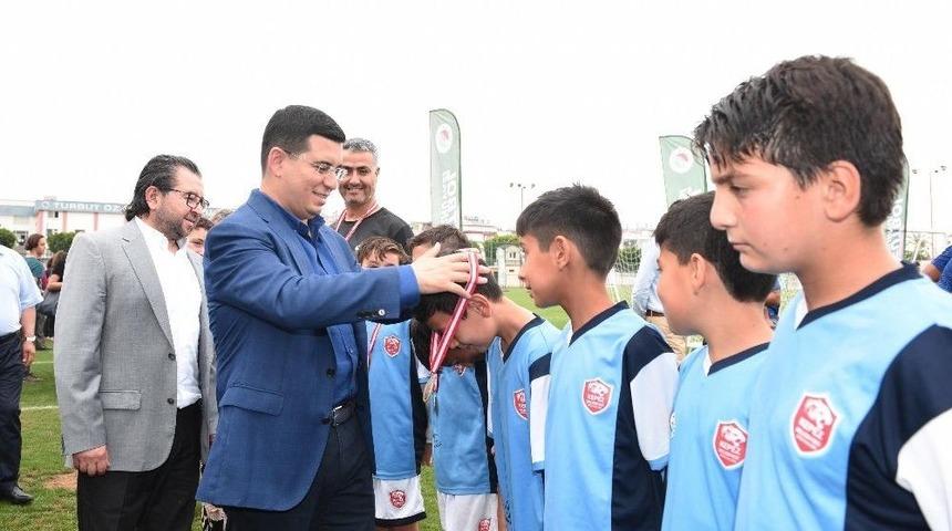 Kepez&rsquo;in Yıldızları Futbol Turnuvası