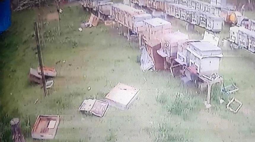 G&uuml;m&uuml;şhane&rsquo;de R&uuml;zgar Kovanları B&ouml;yle Dağıttı