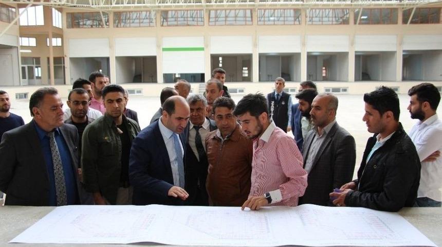 Kaymakam Işıktaş Sebze Halinde İncelemede Bulundu