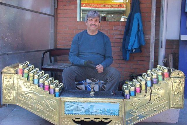 &Ccedil;ocuklarının Geleceği İ&ccedil;in Emekliliğini Feda Etti 1