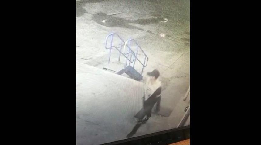 G&uuml;venlik Kamerası Ortaya &Ccedil;ıktı, Hırsızlar Tutuklandı...