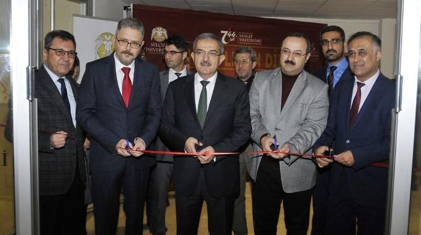 Sel&ccedil;uk&rsquo;ta &lsquo;harflerin Dili&rsquo; Sergisi A&ccedil;ıldı