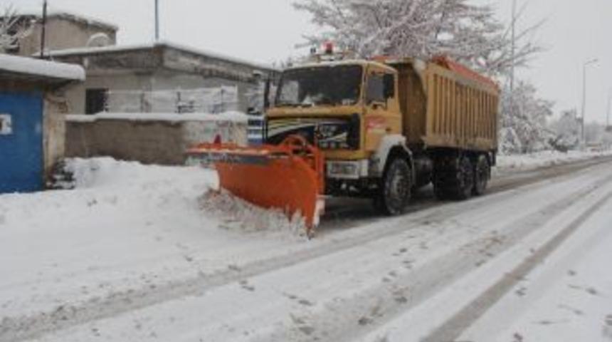 İncesu Belediyesinde Karla M&uuml;cadele &Ccedil;alışmaları Başladı