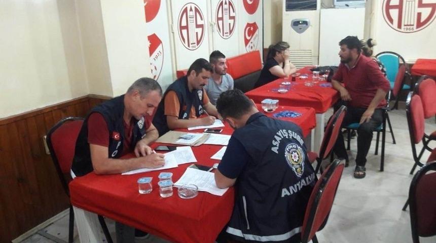 Antalya&rsquo;da Tombala Operasyonu: 18 G&ouml;zaltı