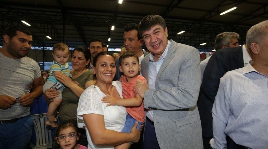 T&uuml;rel Konyaaltı Sakinleriyle İftar Yaptı