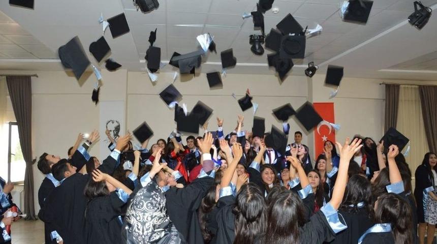 Sivrihisar&rsquo;da Mezuniyet Sevinci