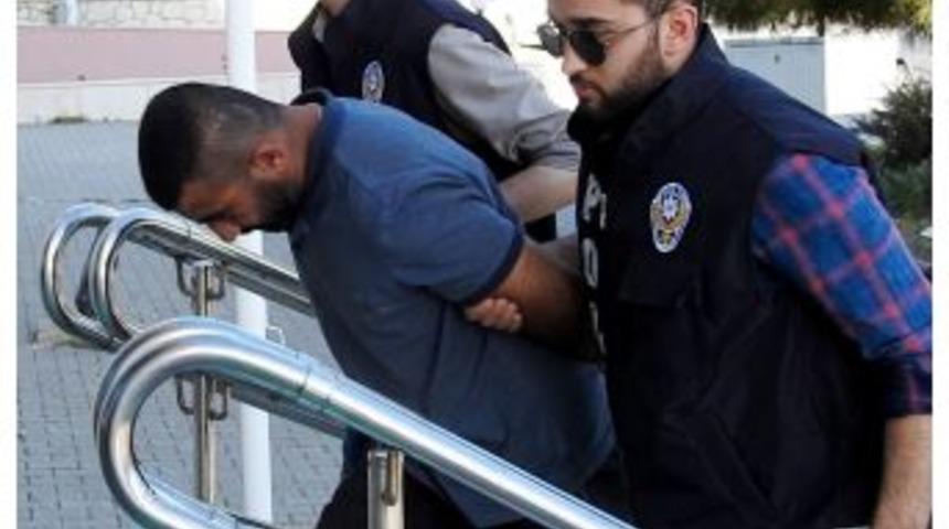 Cezaevi Firarisi &Ccedil;eşme&rsquo;de Yakalandı