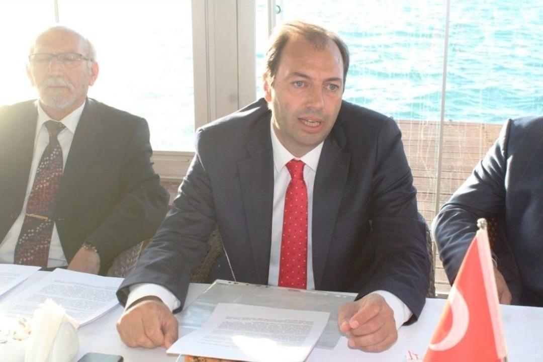 Aydın Şensal Ayvalık Ticaret Odası Başkanlığına Aday Olduğunu A&ccedil;ıkladı