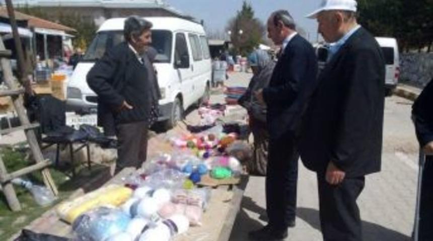 Başkan Halil Başer, Pazarı Esnafının Sorunlarını Dinledi
