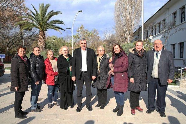 Başkan To&ccedil;oğlu, Yaşatma Ve G&uuml;zelleştirme Derneği &Uuml;yeleri İle Bir Araya Geldi 2