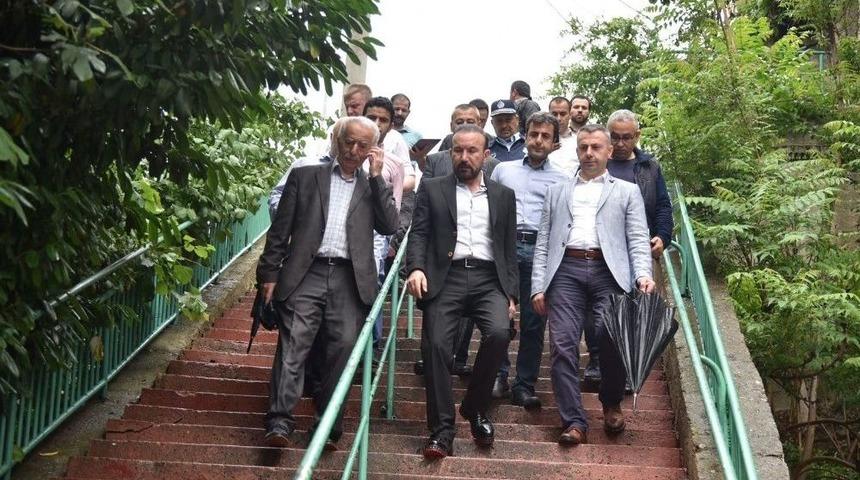 Başkan Doğan, Bir G&uuml;nde İki Mahalle Gezdi