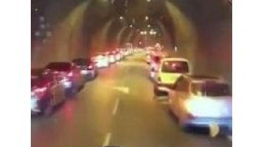 İzmir&rsquo;de İtfaiyeye &ldquo;fermuar Sistemi&rdquo; Yol Verdiler