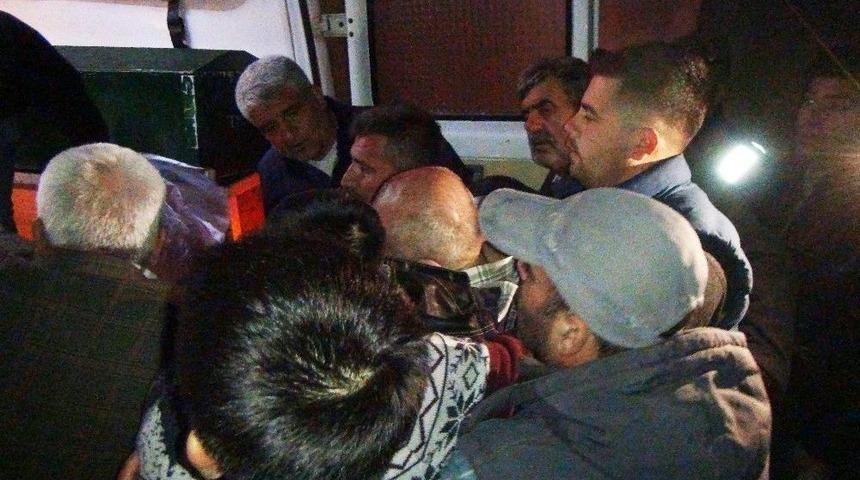 Duvara &Ccedil;arpan S&uuml;r&uuml;c&uuml; Hayatını Kaybetti