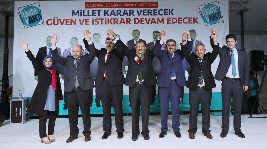 Bakan Eroğlu: &ldquo;onlar Konuşur, Ak Parti Yapar&rdquo;