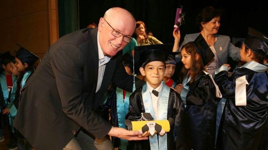 Odunpazarı&rsquo;nda Kreş &Ouml;ğrencileri Kep Attı