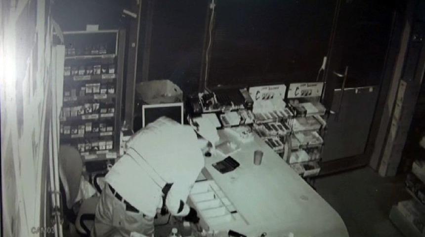 Marketin Kasasını 15 Saniyede Soydu