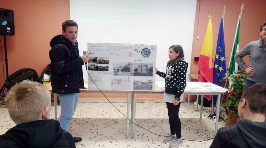 Diyarbakır&rsquo;ın &Ccedil;ınar İl&ccedil;esinden İtalya&rsquo;ya &Ccedil;i&ccedil;ek Tohumları