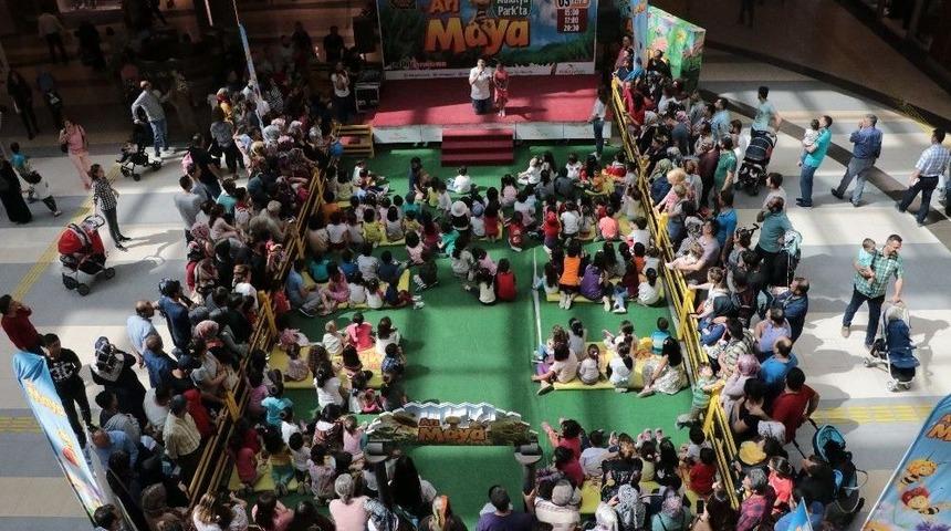 Arı Maya &Ccedil;ocuklarla Buluştu