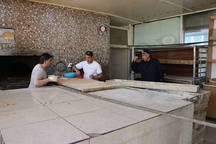 Kars’ta Zabıta Fırın, Kasap Ve Lokantalarda Denetleme Yaptı G4