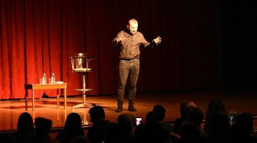 Komedyen Cihan Talay&rsquo;dan Kahkaha Tufanı