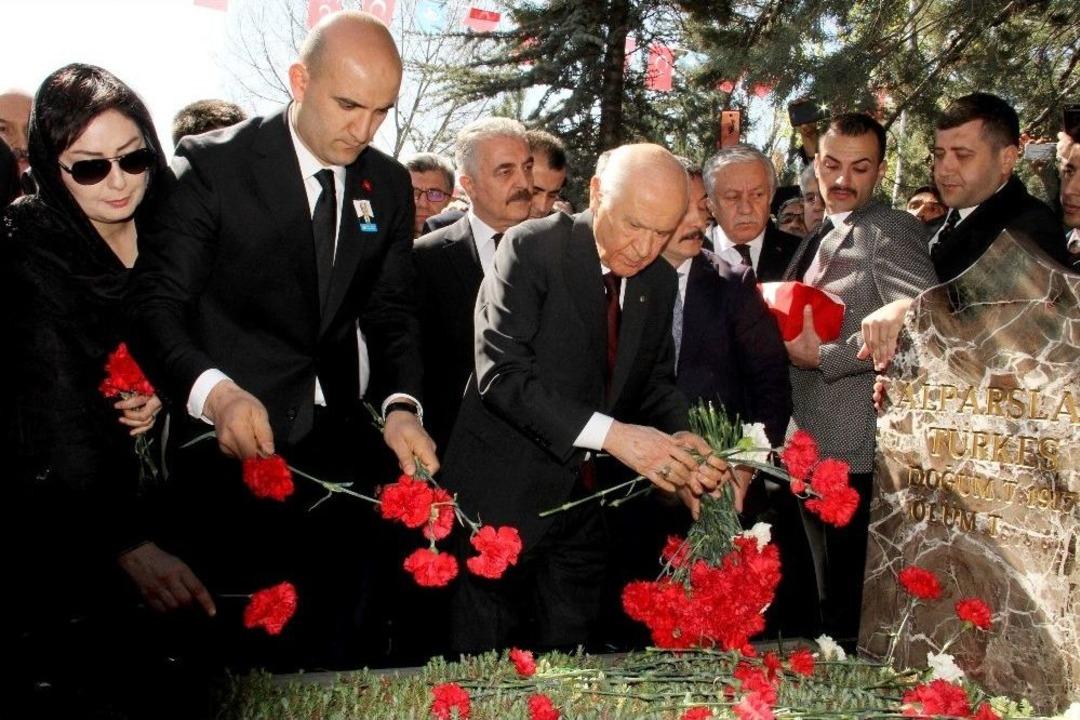 Mhp Genel Başkanı Bah&ccedil;eli: &ldquo;yılanlara, Kananlara, Ka&ccedil;anlara İnat Bug&uuml;n Mhp Ayaktadır&rdquo;