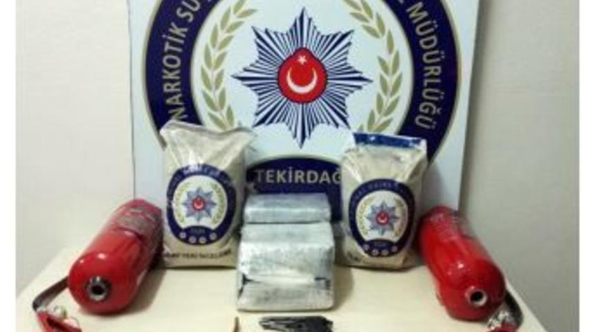 Tırdaki Yangın T&uuml;p&uuml;n&uuml;n İ&ccedil;inden 19 Kilogram Uyuşturucu &Ccedil;ıktı