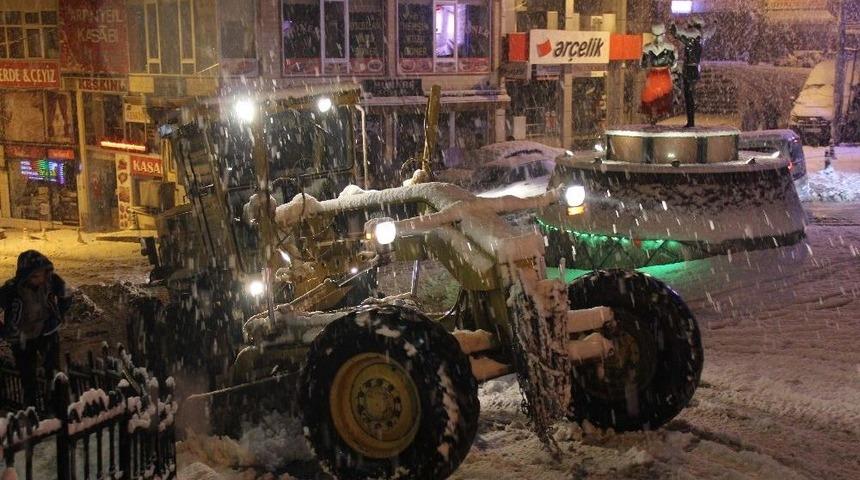 Artvin&rsquo;de Eğitime Kar Engeli