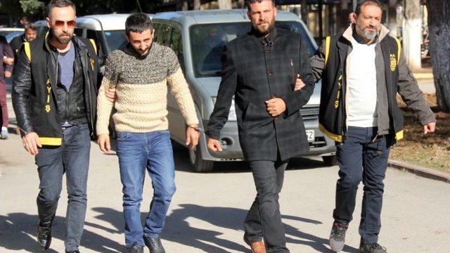 Eski Koca Ve Yeni Sevgili Bir Olup Eski Sevgiliyi Öldürdü