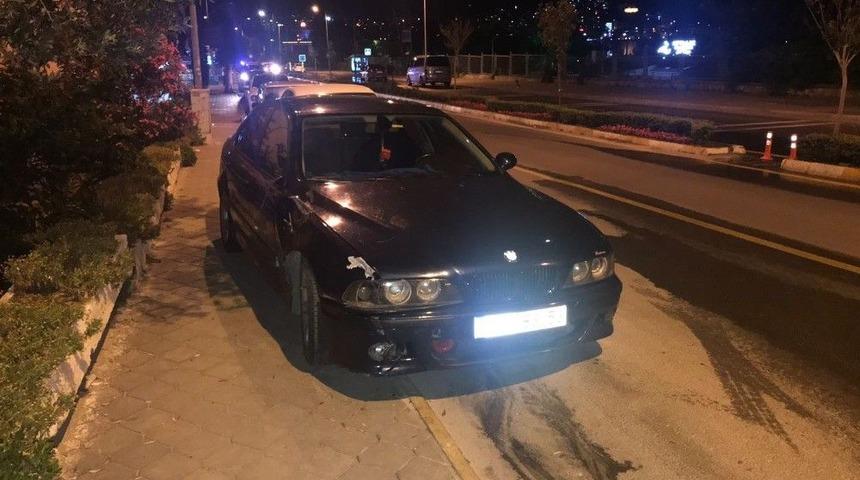 Kuşadası’nda Bisiklet İle Otomobil Çarpıştı; 1 Yaralı