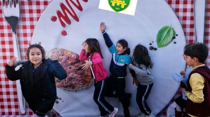 Başak Koleji’nden ‘görünenin Ötesi Optik’ İllüzyon Sergisi