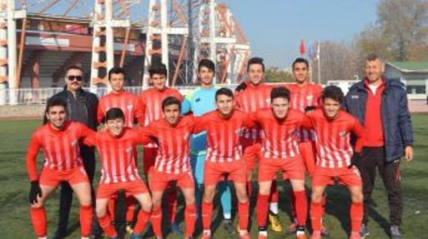 Ankara Şampiyonu G&ouml;lbaşı Belediye Spor