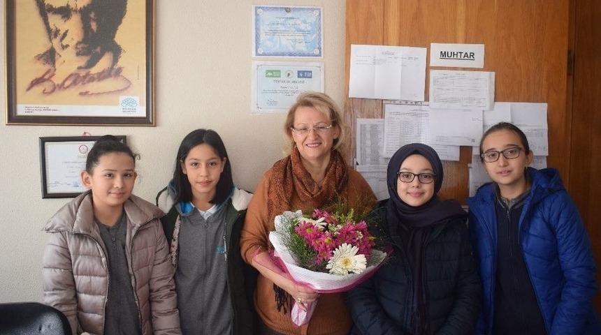 &Ouml;ğrencilerden Kadın Muhtarlara Ziyaret
