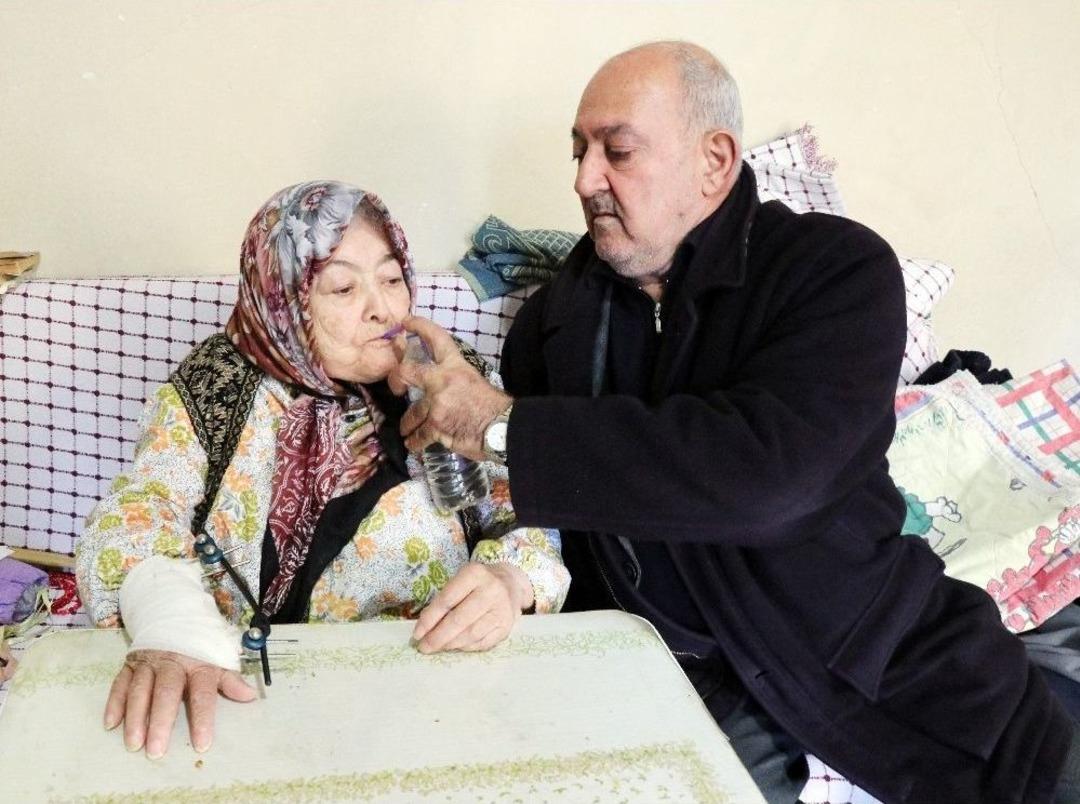 Yaşlı Kadın Son G&uuml;nlerini Huzurevinde Ge&ccedil;irmek İstiyor