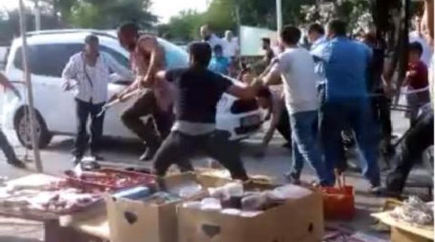 2 Kişinin &Ouml;ld&uuml;ğ&uuml;, 7 Kişinin Yaralandığı Kavganın G&ouml;r&uuml;nt&uuml;leri Ortaya &Ccedil;ıktı