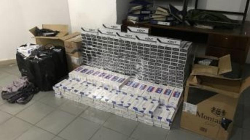 &Ouml;zalp&rsquo;ta 6 Bin 590 Paket Ka&ccedil;ak Sigara Ele Ge&ccedil;irildi