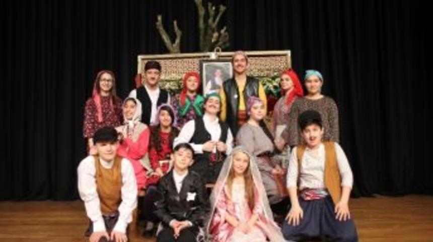 &rsquo;zoraki Tabip&rsquo; İzleyiciyle Buluşacak