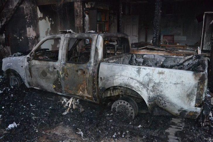 Karayolları Şefliğindeki Yangın Söndürüldü G3