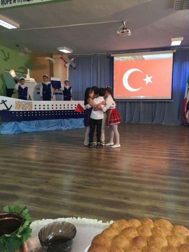 Naciye Kabakçı Anaokulu Bulgaristan’da Göz Kamaştırdı