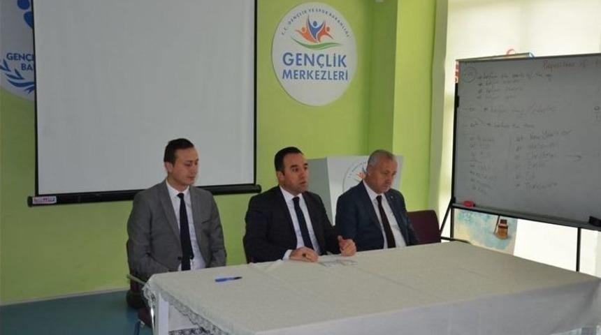 Bilecik Gen&ccedil;lik Hizmetleri Ve Spor İl M&uuml;d&uuml;rl&uuml;ğ&uuml; Personel Toplantısı Yapıldı