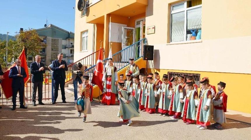 Tika Karadağ&rsquo;da Otizmli &Ccedil;ocukları Unutmadı