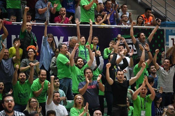 Tahincioğlu Basketbol Süper Ligi Play-off: Tofaş: 91 - Anadolu Efes: 63 G1