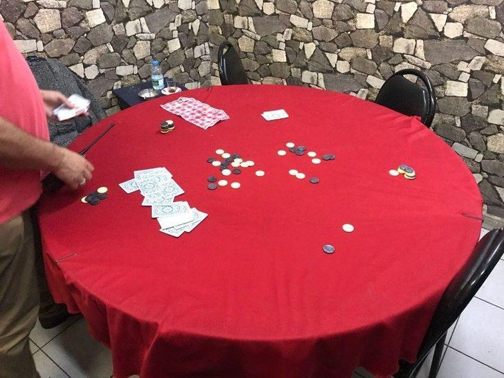 Kocaeli’de Kumar Operasyonu: 8 Gözaltı G2